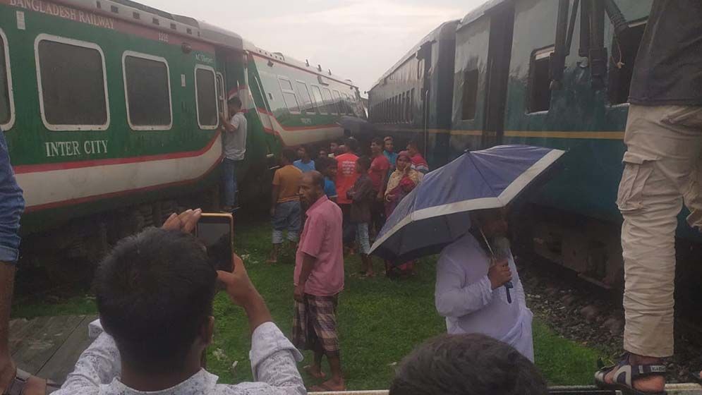 Lalmonirhat train crash