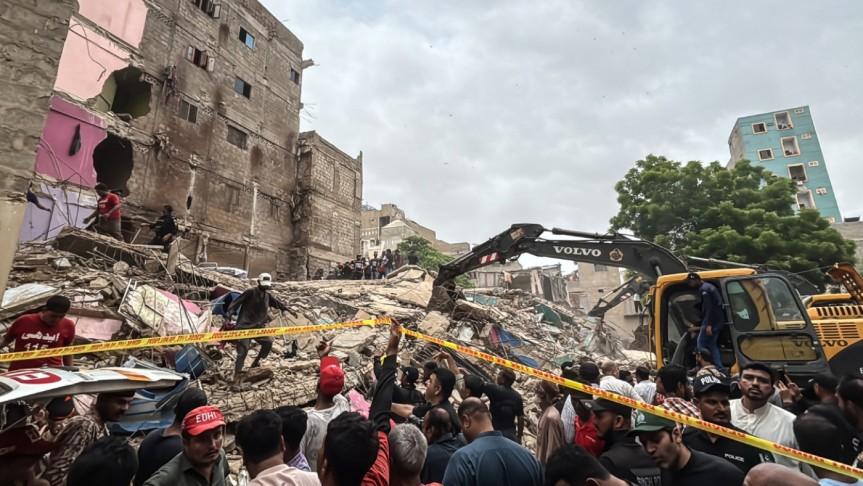 Collapses in Karachi