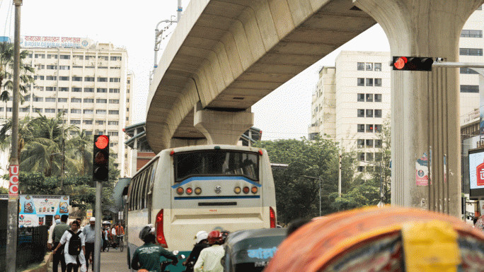 Semi-Automatic Traffic Signals