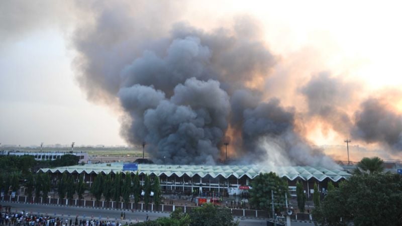 Fire at Airport Cargo