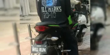 pune police catch a youth